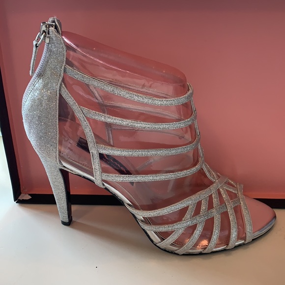 Nina Medina Silver Baby Glitter Heel NEVER WORN - Picture 2 of 4